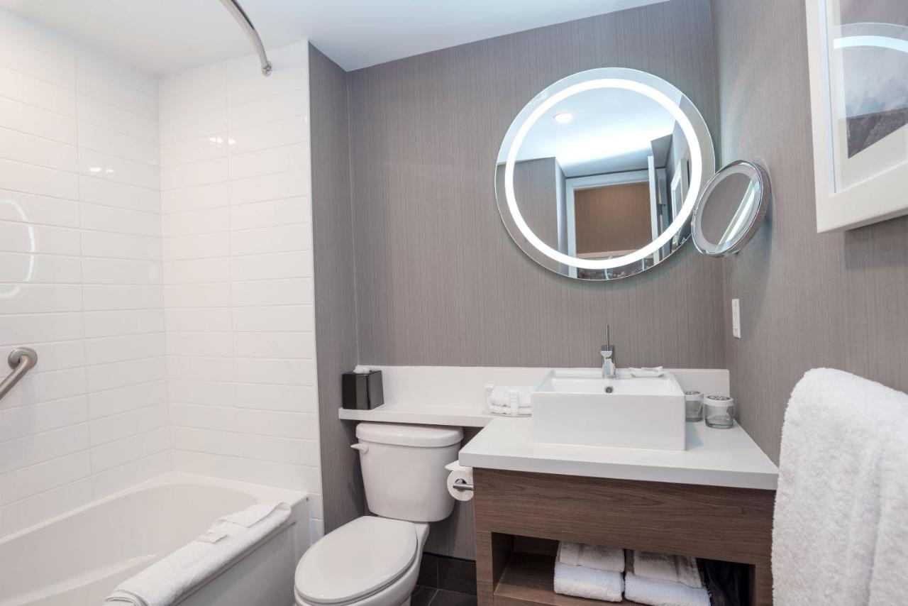 Sandman Signature St. John'S Hotel ภายนอก รูปภาพ